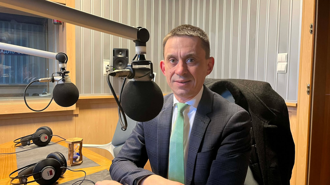 Доц. Александър Христов: Фигурата на и.д...