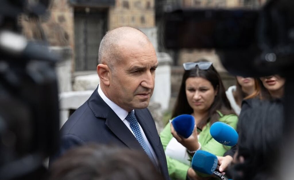 Президентът Румен Радев съобщи за опит за овладяване на ДАНС