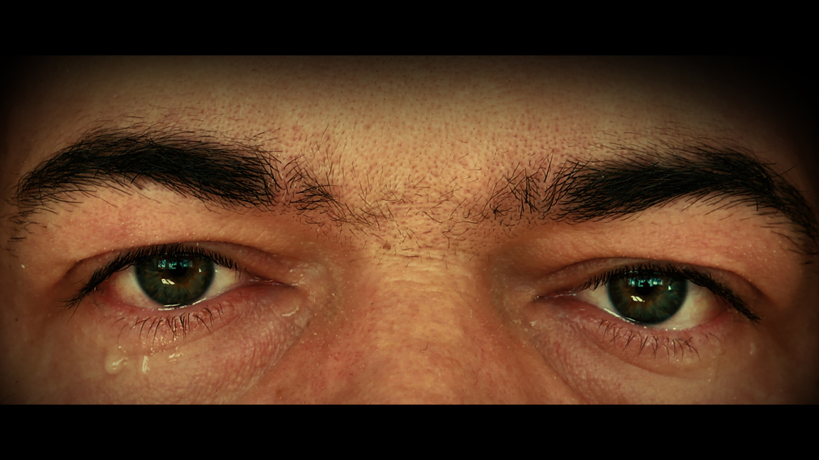 Метафорите на ежедневието в изложбата Picture of a Man