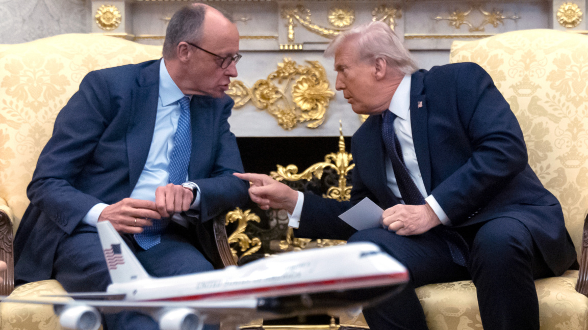 Германският канцлер Фридрих Мерц и американският президент Доналд Тръмп в Овалния кабинет в Белия дом, Вашингтон, 3 март 2026 г.