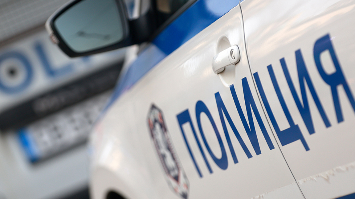 полиция полицейски автомобил тел. 112