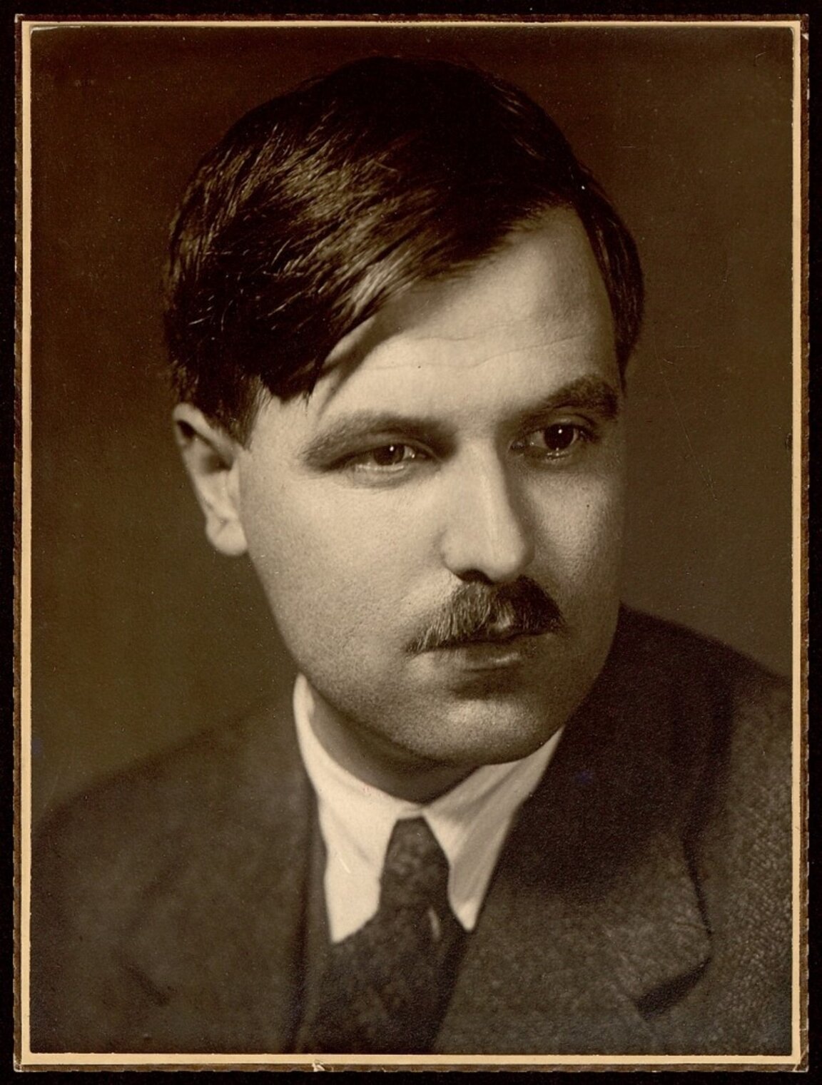 Ангел Каралийчев