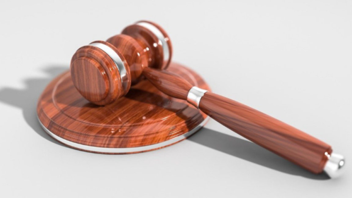 Съдът в Плевен остави в ареста учителя, обвинен за блудство с малолетни