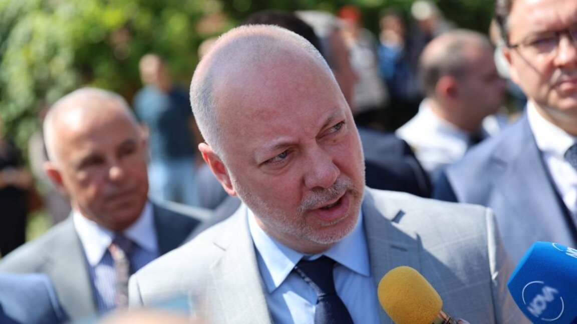 Правителството има план за евакуациия на желаещите българи от Израел