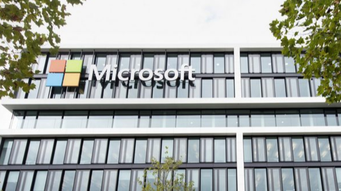 Microsoft ще инвестира 13,7 млрд. долара в изкуствен интелект в Канада