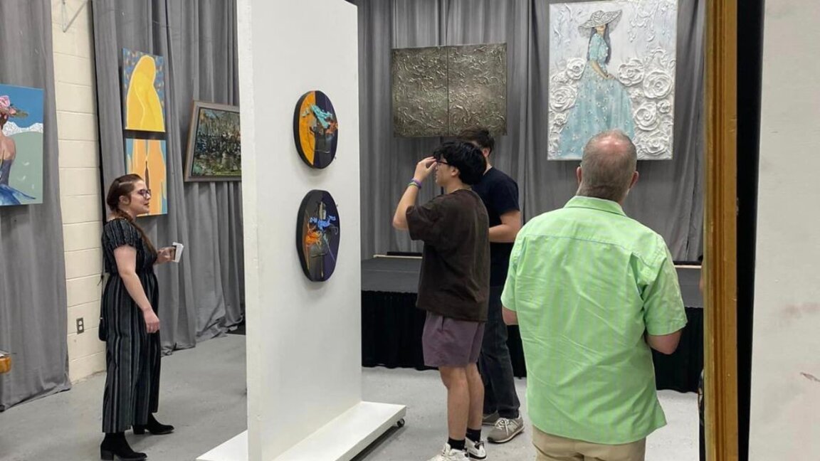 Exposición de pinturas búlgaras en Baton Rouge, en el Estado de Luisiana, con participación norteamericana