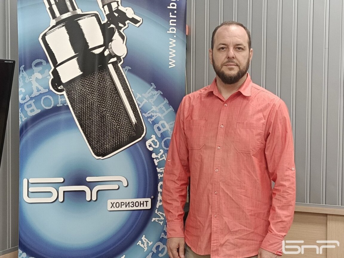 Борислав Сандов