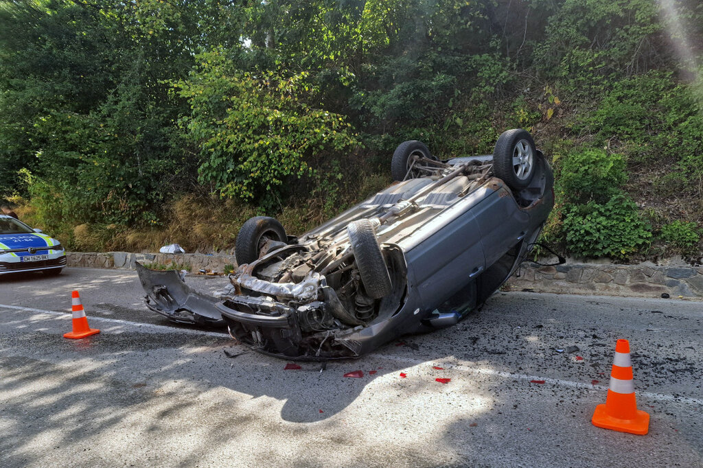 Двама мъже пострадаха тежко при катастрофа на Околовръстния път на София