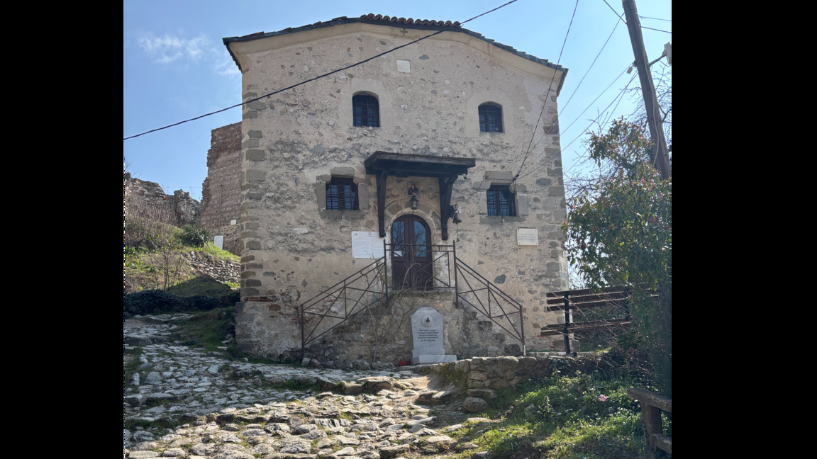 Между вярата и чудото: храмът на Св. Ант...