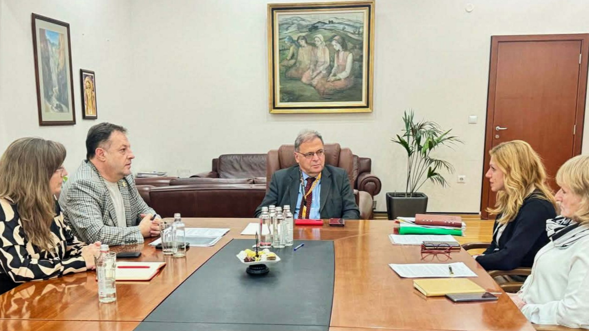 Кметът поиска от МОСВ спешни мерки "Кроношпан" да не обгазява В. Търново