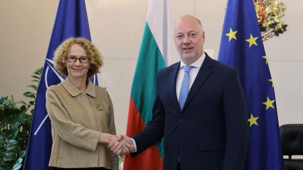 Радмила Шекеринска с Росен Желязков