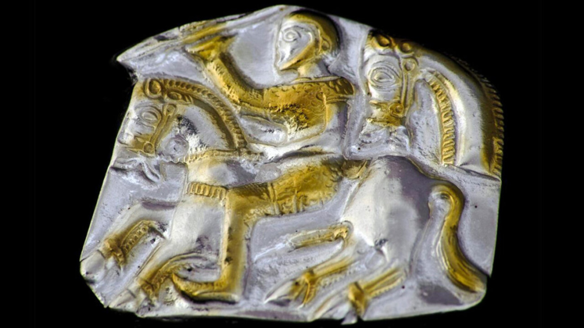 Kur kalorësit dhe ritualet mistike ringj...