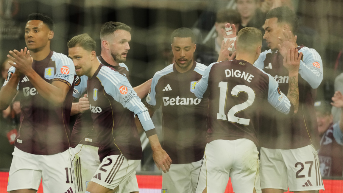 Астън Вила и Нотингам Форест си уредиха среща на полуфинал