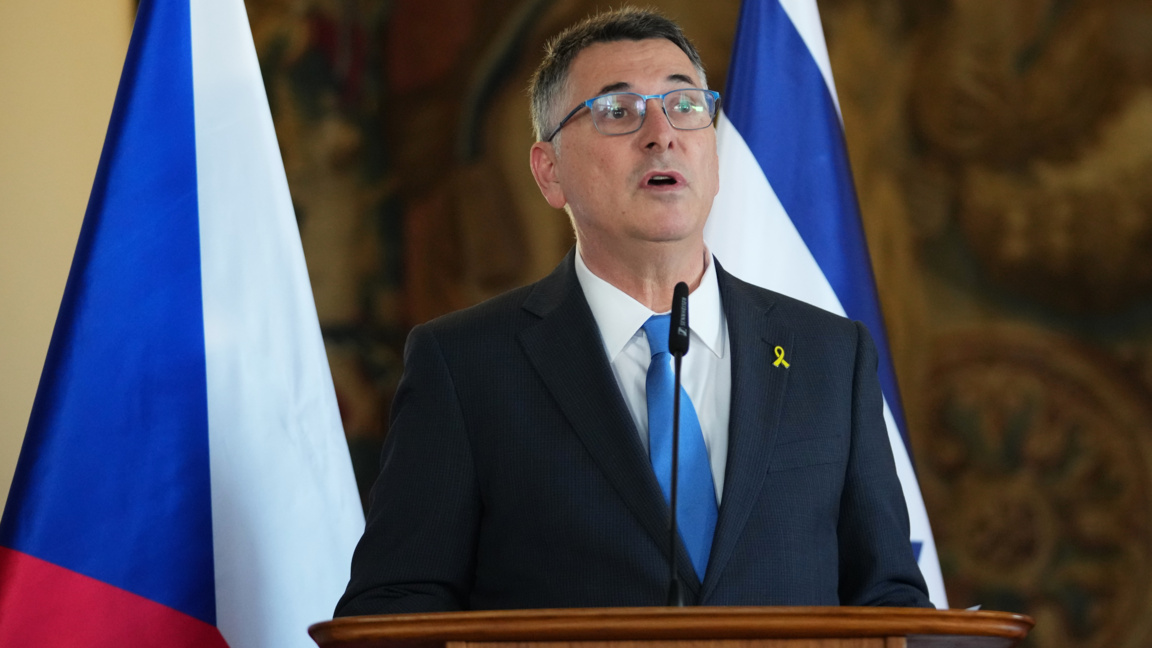 Външният министър на Израел Гидеон Саар заяви, че израелският кабинет не планира да проведе преки преговори с Ливан в следващите дни.