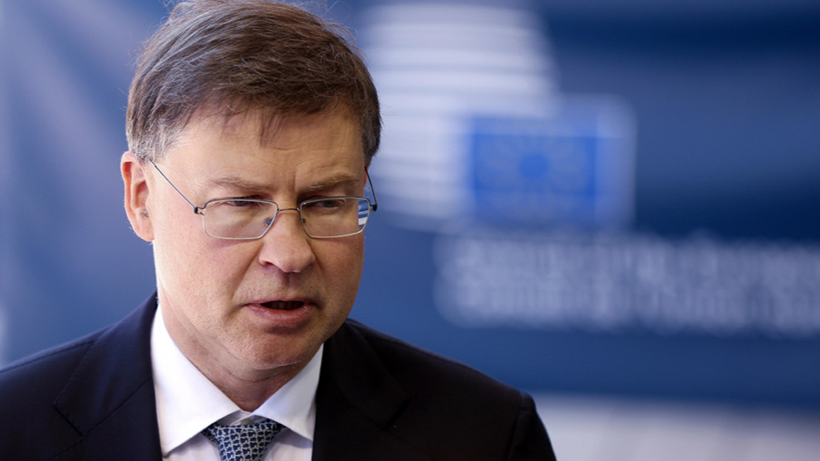 Валдис Домбровскис