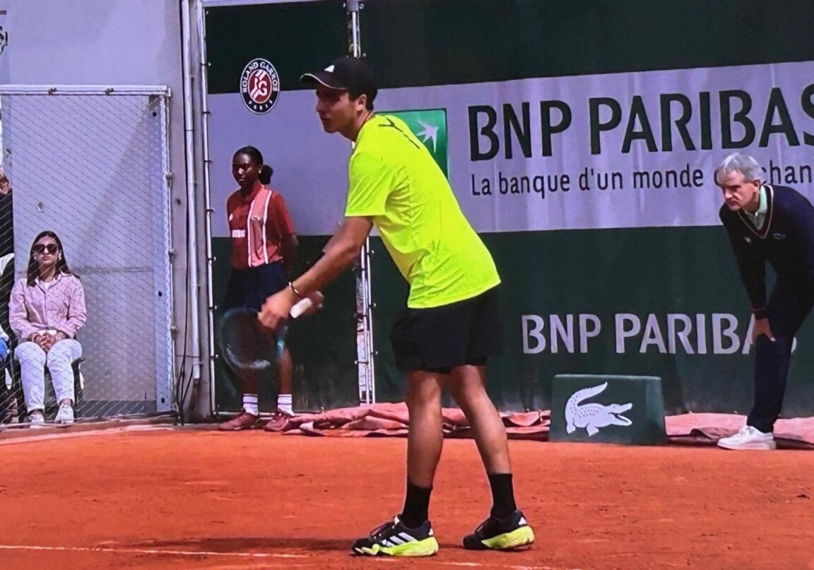 Иван Иванов остана на крачка от финала.