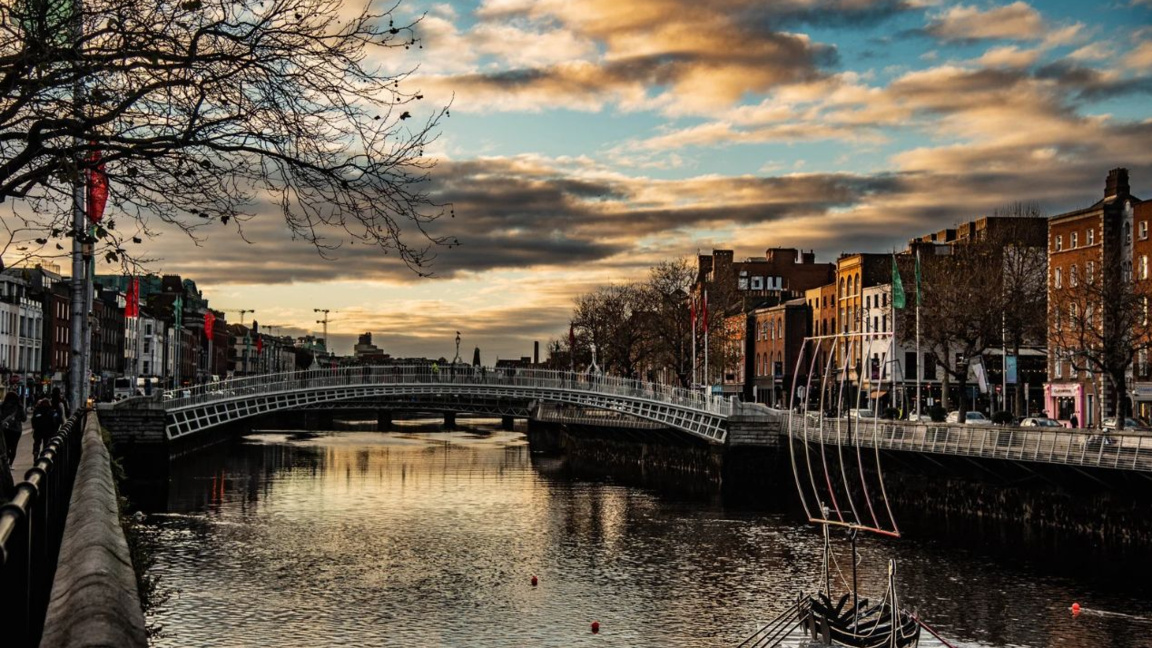 Niki Collier’s photo documentary of Election Day in Dublin