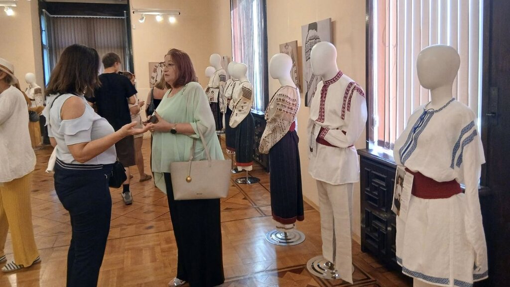 Райна Манджукова