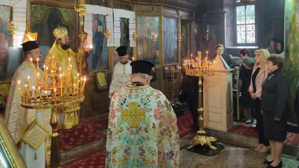 Момчиловци празнува 190 години на храм "Св. Св. Константин и Елена"