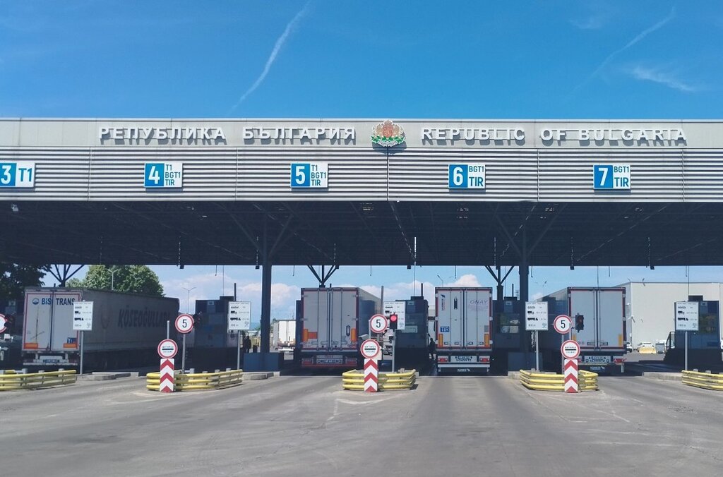 Контрабандни стоки за над 150 000 лева задържаха на МП Капитан Андреево