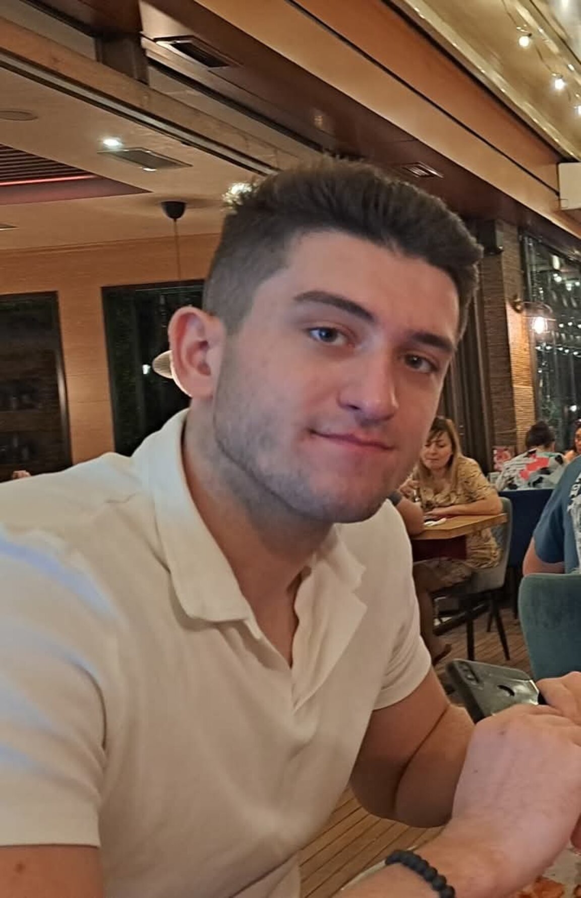 Събират средства за 22-годишен младеж с рядка форма на рак
