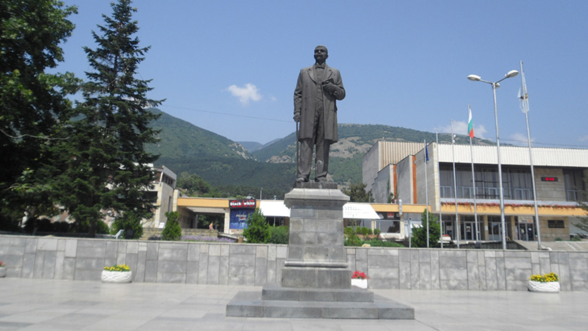 В Сопот ремонтират три улици и тротоарите към тях с европейски пари