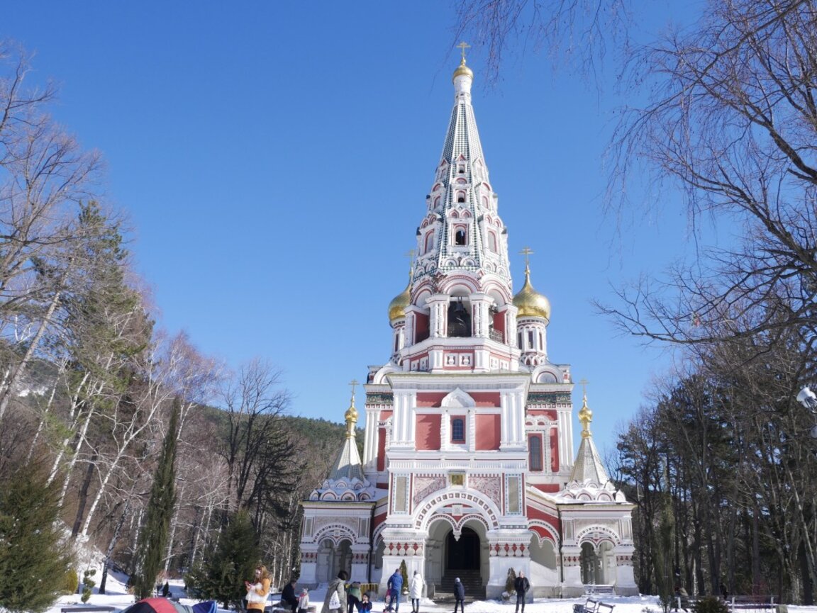 Шипченският манастир „Рождество Христово“.