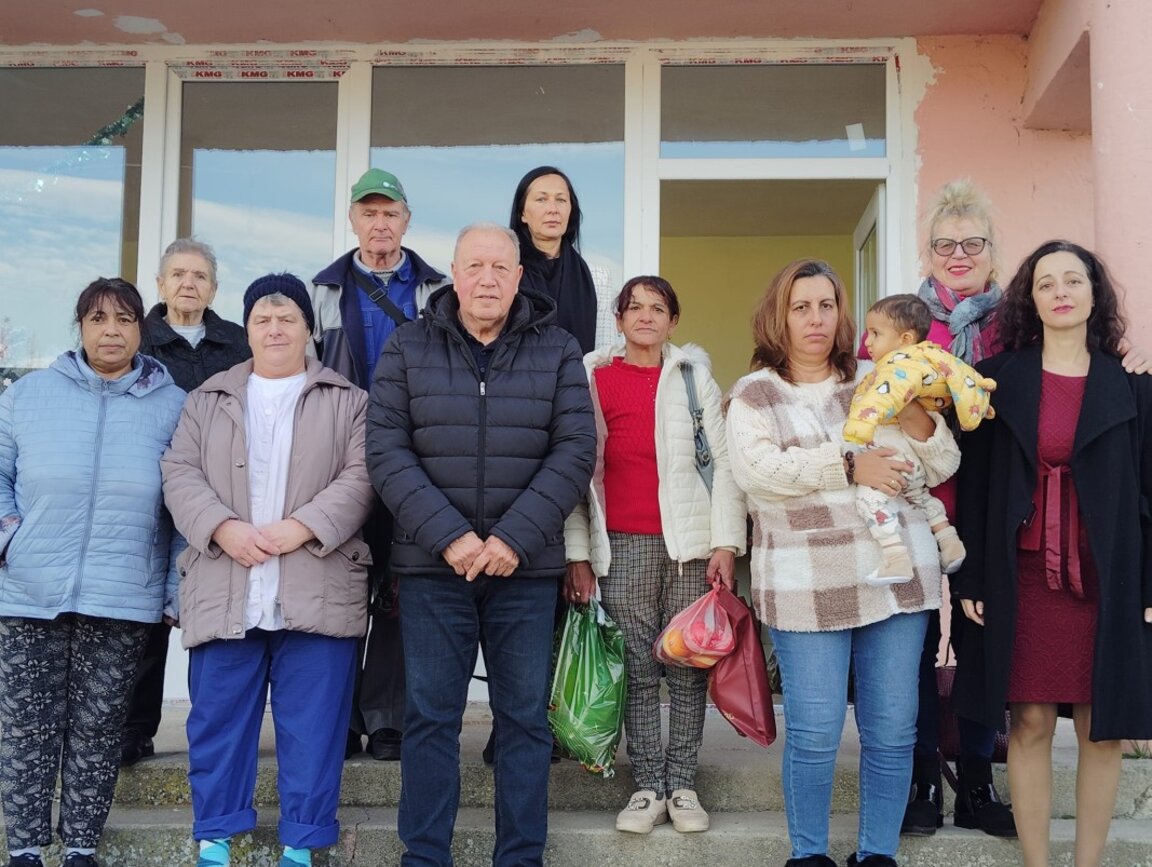 Държавата изплати средства на пострадалите от пожарите в община Болярово