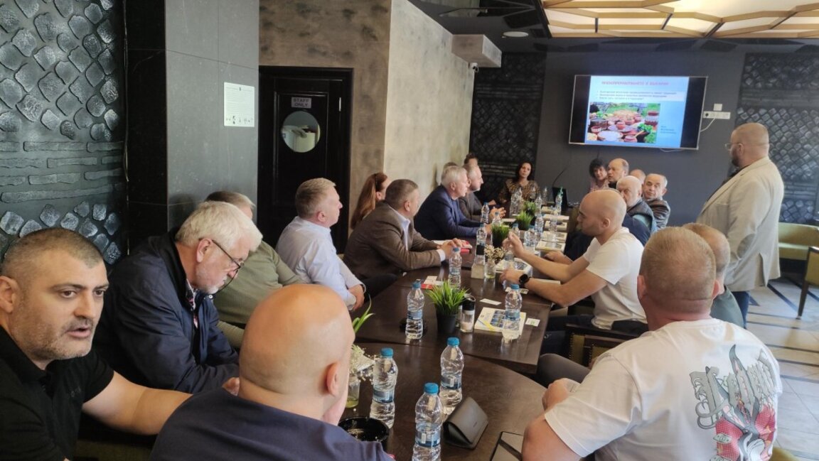 Среща на млекопреработватели във Велико Търново