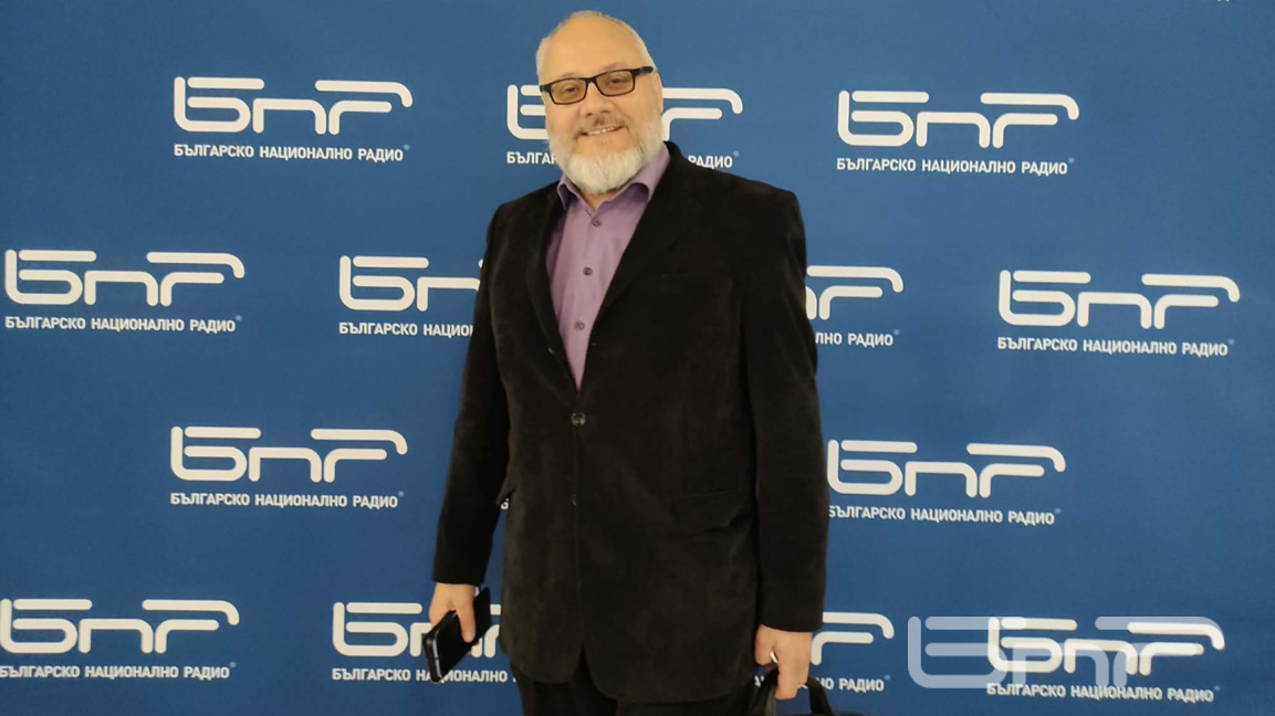 Иподякон Деян Петров