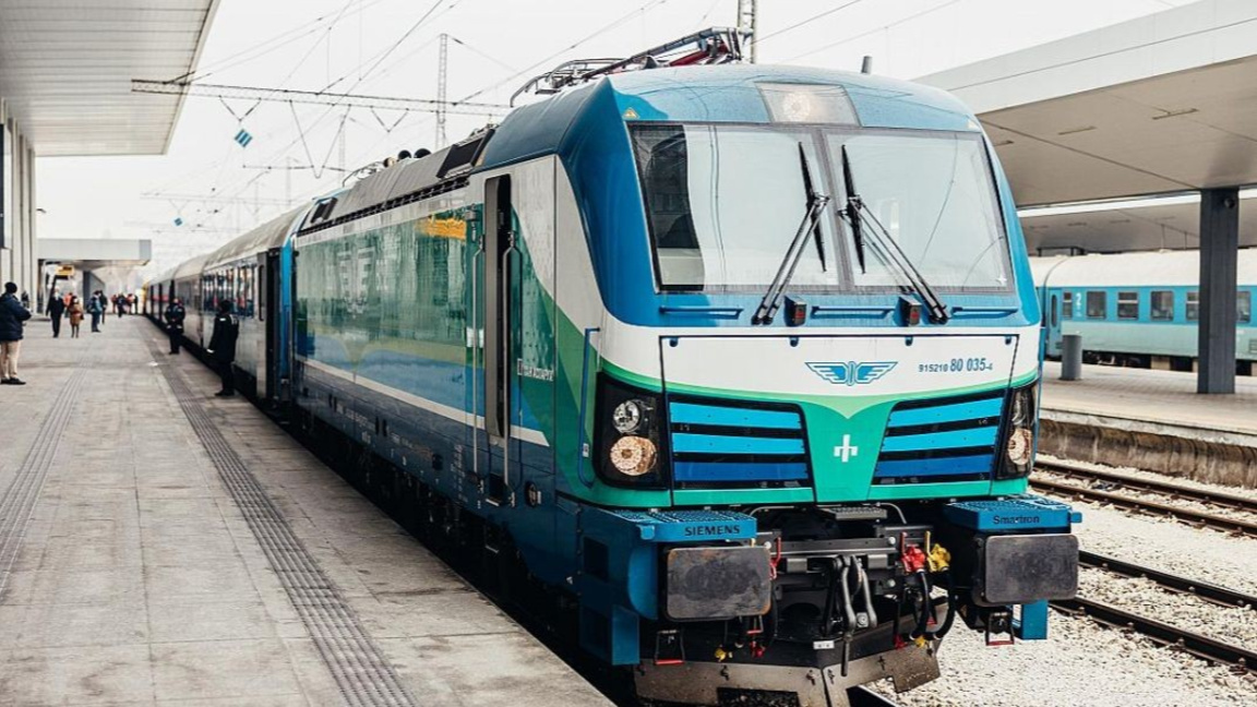 БДЖ пуска влак до морето през Карлово