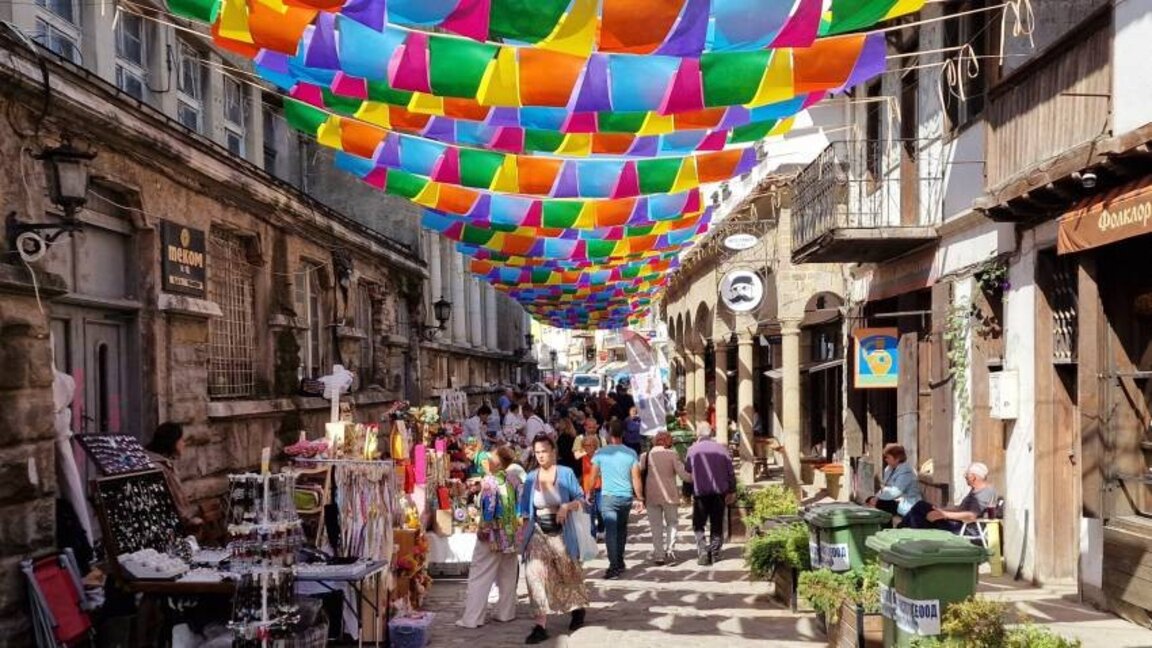 Veliko Tırnovo’nun Samovodska çarşısında zanaatlar festivali
