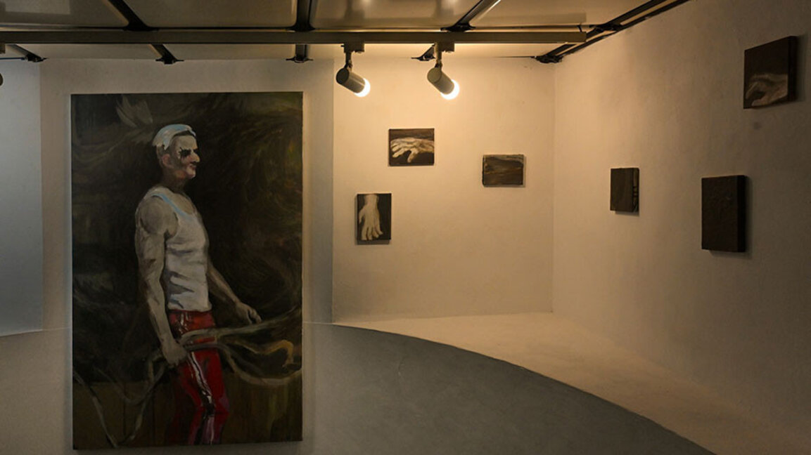 Абсурдите и парадоксите, уловени от художника Борис Колев