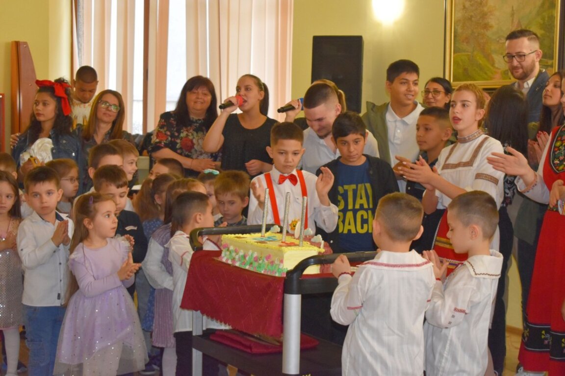Комплекс за деца празнува 15 години