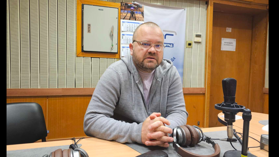 Вили Елезов
