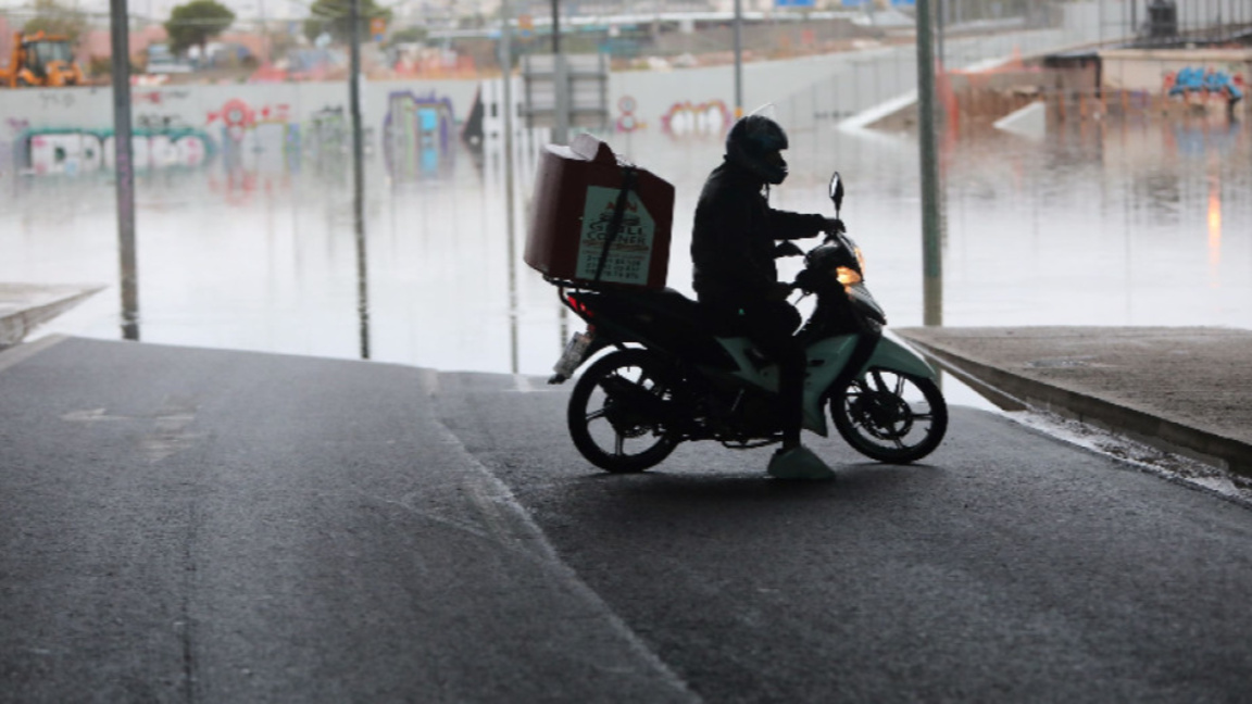 Гърция: Екстремно време и опасност от наводнения