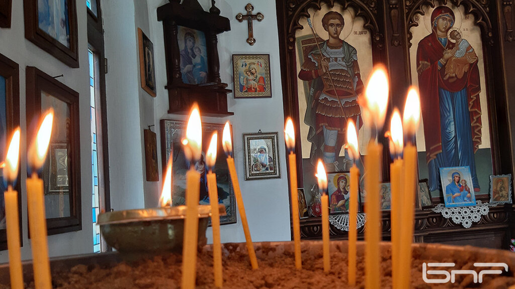 Църковен календар – 12 август 2025 г.