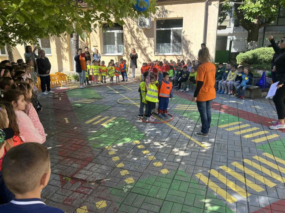 Образователни беседи за най-малките