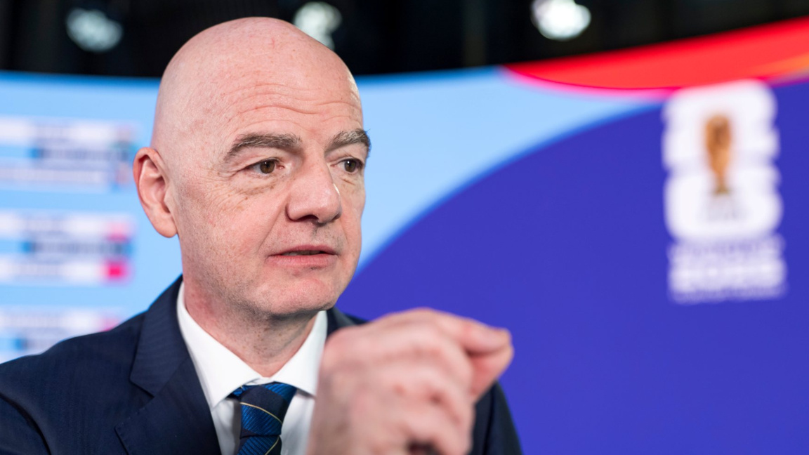 Джани Инфантино се опита да оправдае високите цени на билетите.