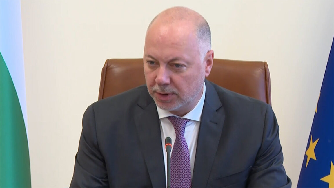 Le gouvernement insiste pour une adoption rapide des amendements à la Loi sur l’euro