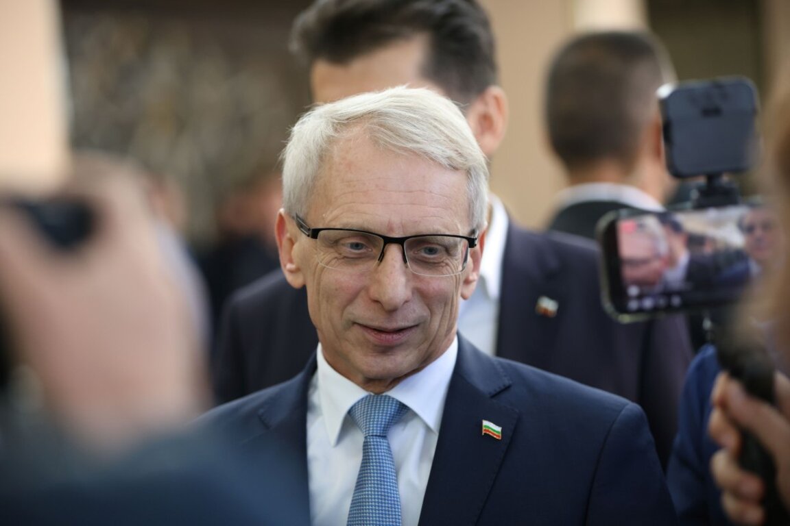 Министър-председателят Николай Денков