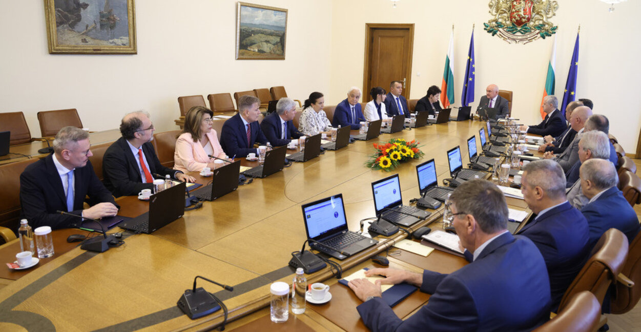Ο Ντιμίταρ Γκλάβτσεφ ελπίζει ότι η Βουλγαρία θα είναι στην ευρωζώνη το 2025