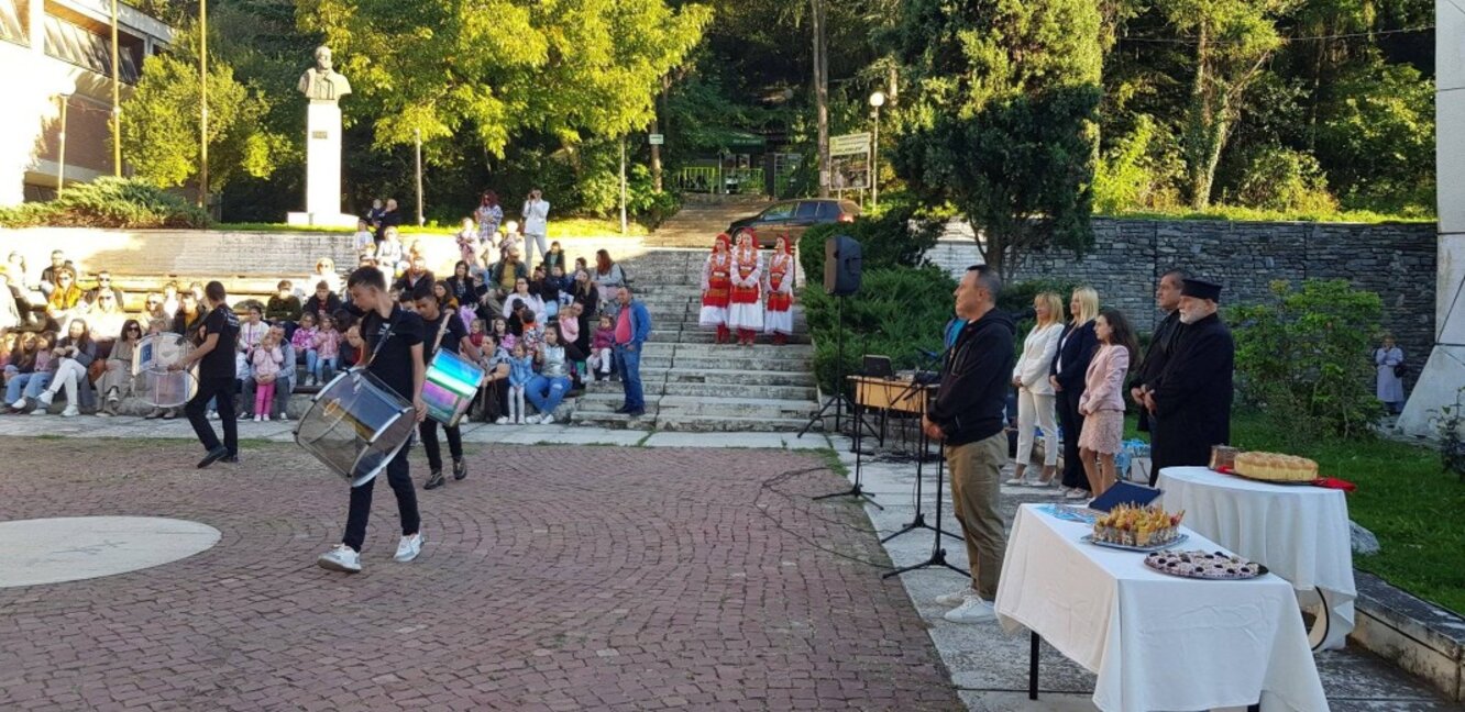 „Аз, Буки, Веди“ с Ива Сеизова