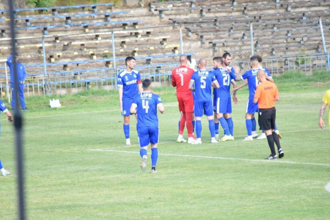 ФК "Черноморец" ще играе домакинските си мачове в Несебър