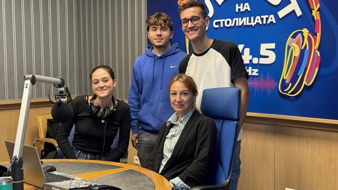 Отляво надясно: Ема, Андрей, Николай и Виктория