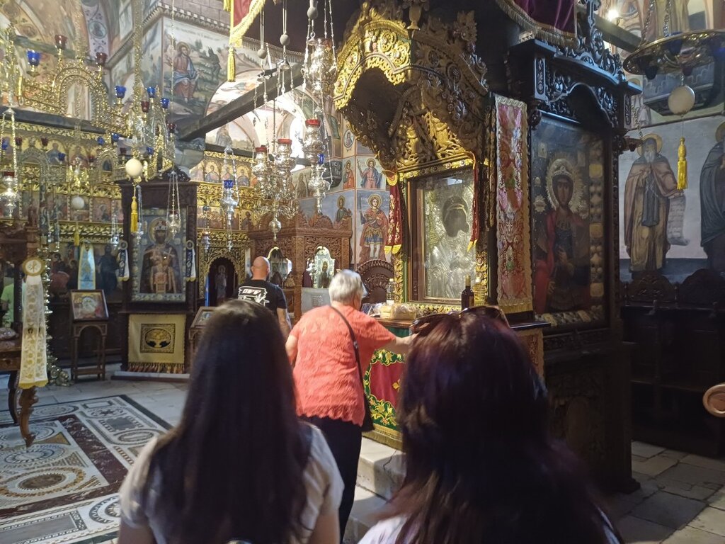 "Точно днес" с традицията за празника