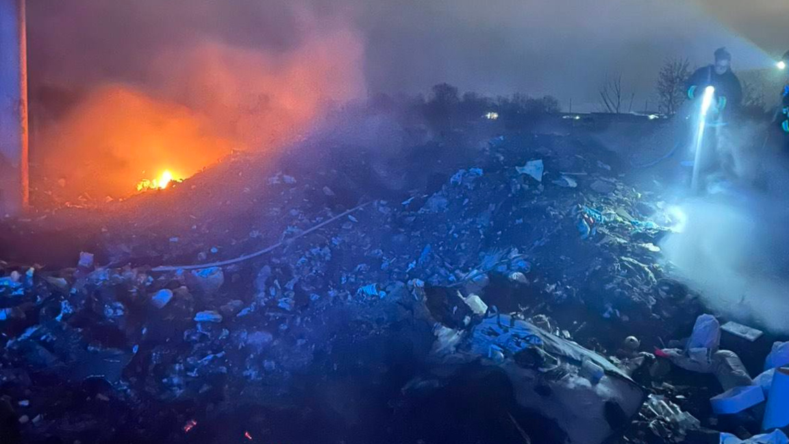 За кратко пламна сметището край с. Труд