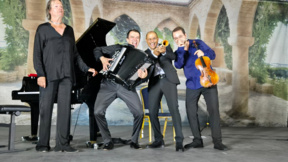 The Eastern Quartet свири в Бургас класика, джаз и балканска музика