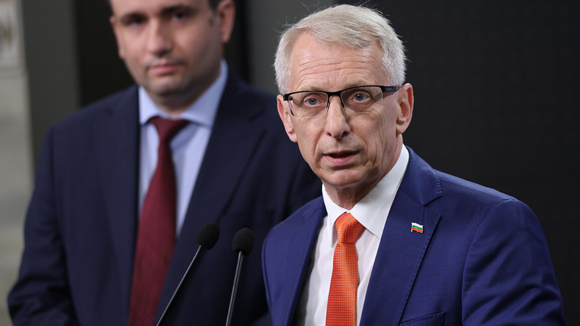 PP-DB’den Nikolay Denkov:Tekonokrat hükümetler birer “incir yaprağıdır”