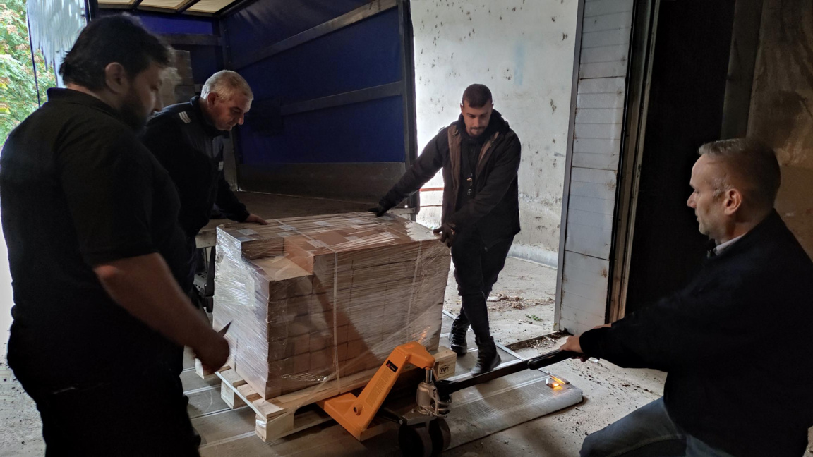 Във Велико Търново бяха доставени ролките за машинното гласуване